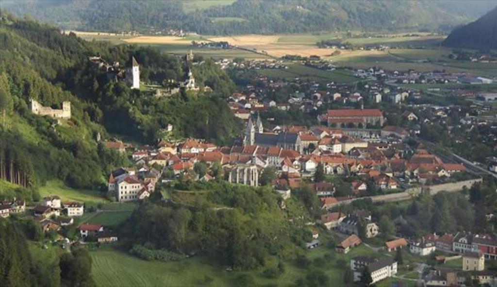 Villa Bucher - Metnitztalerhof Friesach  Eksteriør bilde